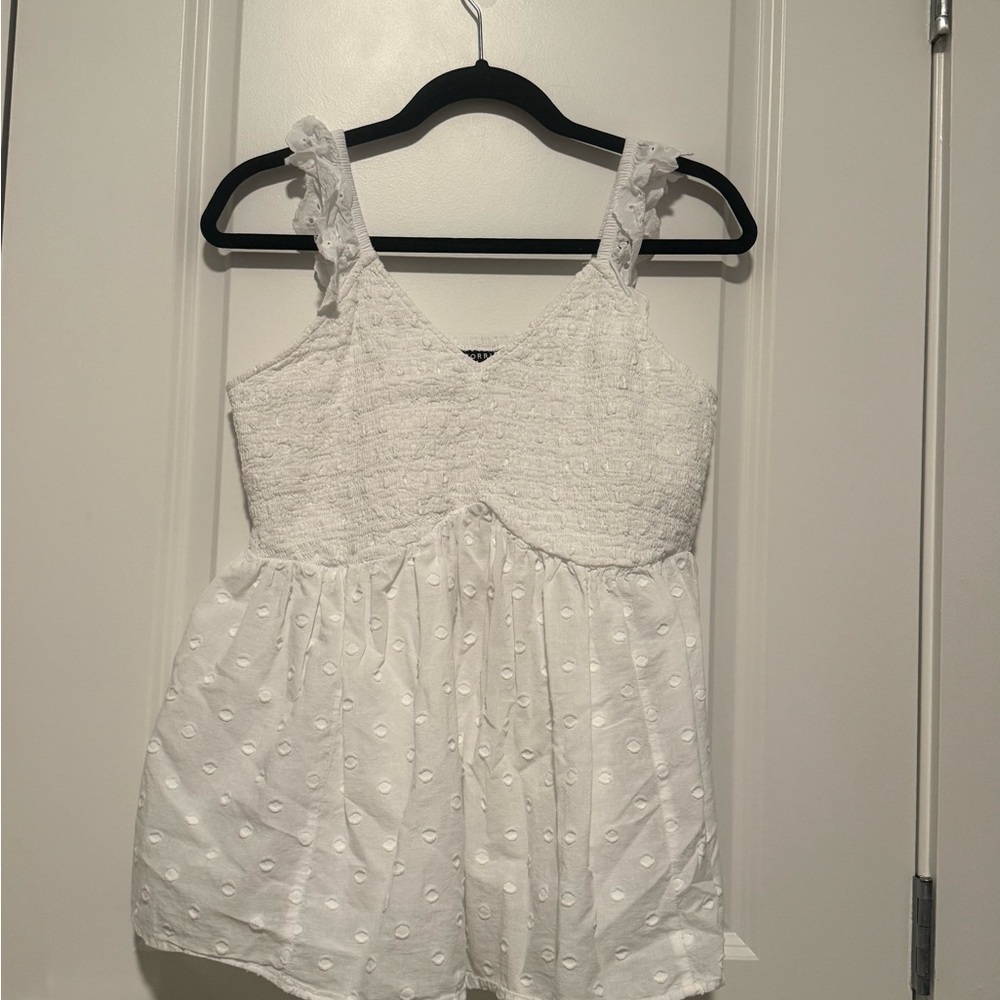 Torrid White Textured Sleeveless Top